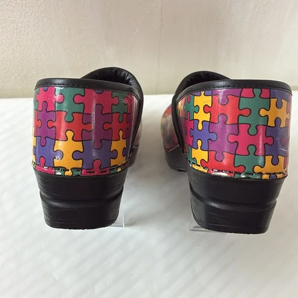Women’s Sanita Professional Aspire Patent Clogs for Autism Awareness 40 - Picture 5 of 9